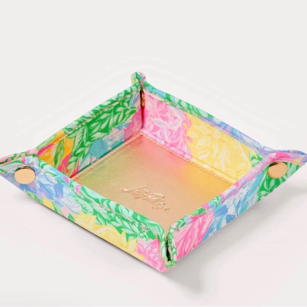 New Lilly Pulitzer Luggage Set Floral Luggage Set with Accessories for Travel - Picture 6 of 12